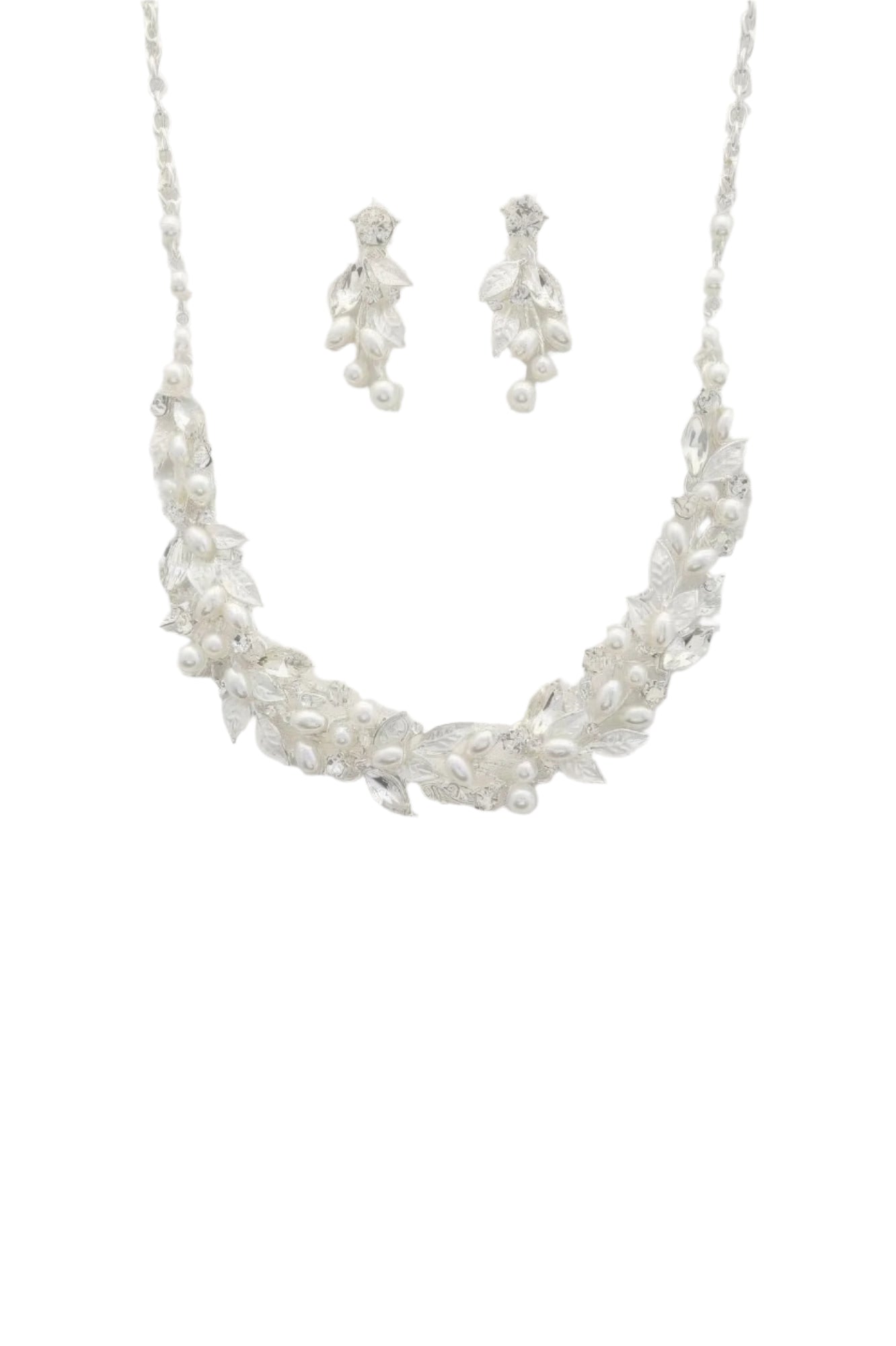 Leaf Pattern Pearl Crystal Necklace