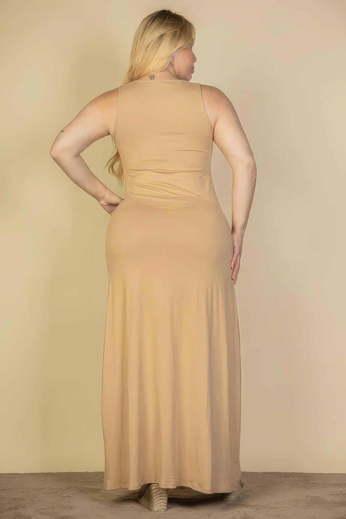 Plus Size Plunge Neck Thigh Split Maxi Dress